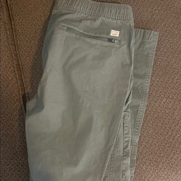 VOURI Bundle - Picture 8 of 8